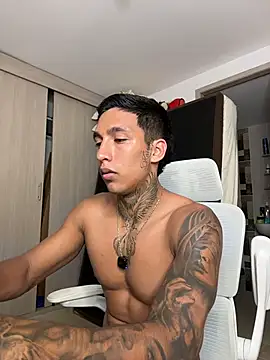 sendfer live cam on StripChat