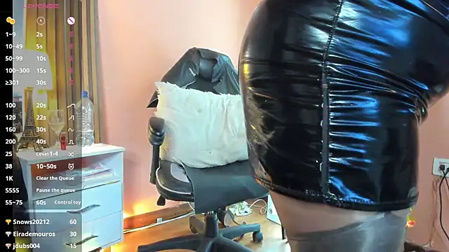 LiaTaylorr webcam