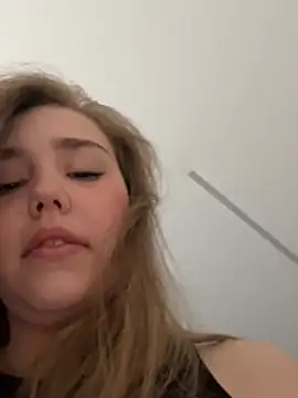 Sweet_Meg webcam