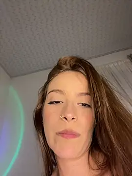 alysa_g_ webcam