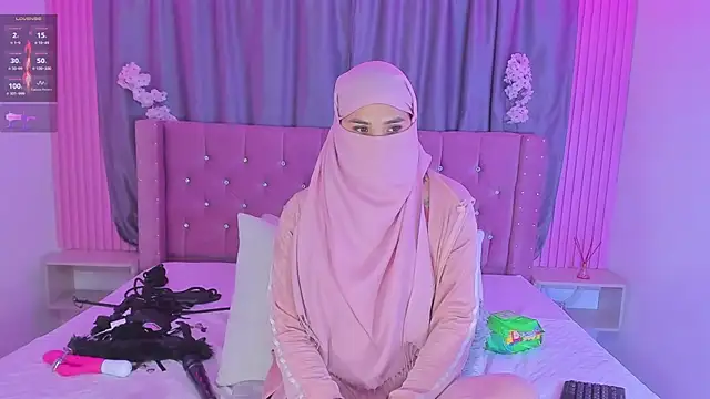 Nayla-Mouna webcam