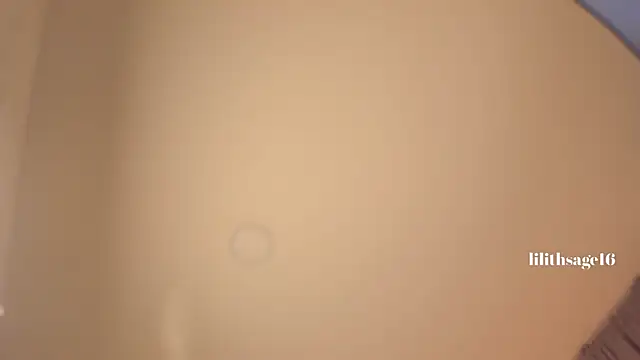 Lilith_Sage_ webcam