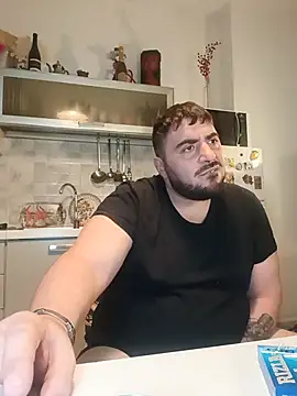 bear_skinny webcam