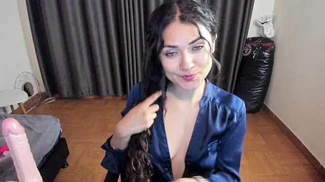 FreyaRouge webcam