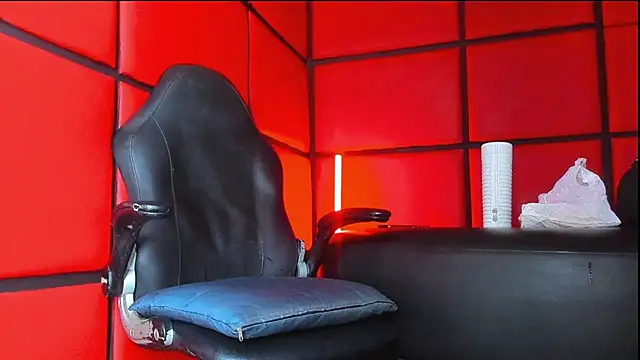 Daniel_huge22 webcam