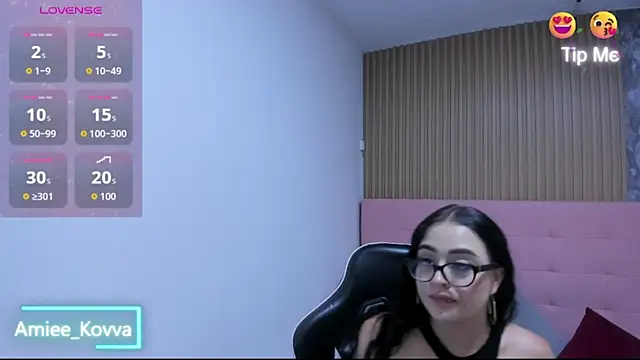 Amiee_Kovva webcam