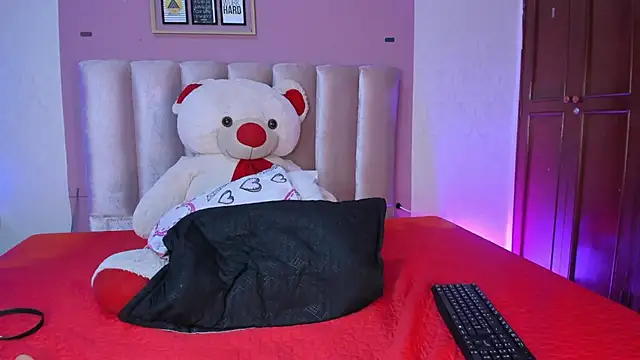 ORIANNA_21 webcam