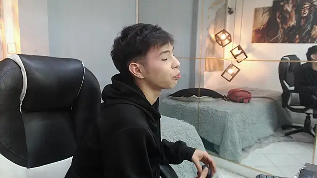 ash_ka webcam