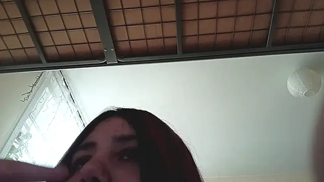 IronicBuckle live cam on StripChat