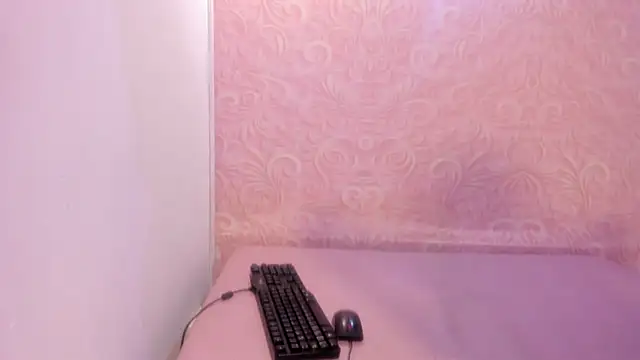 logann_jhonson live cam on StripChat