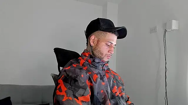 _jamesleandros1 webcam