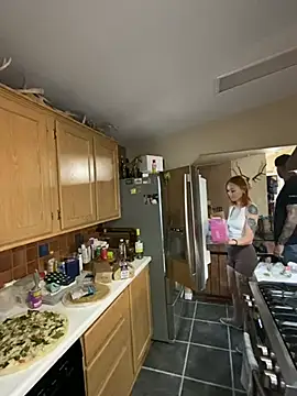 ThornsandHoney webcam