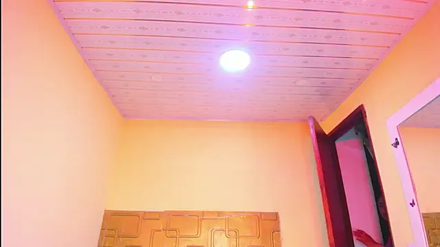 Julia_Haye webcam