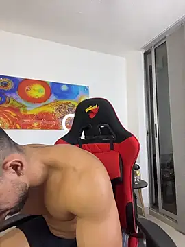 Ezzio_Scolaro webcam