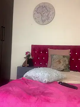 VeryGoodBadGirl1 webcam