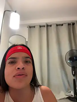 JuanitaMore01 live cam on StripChat