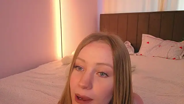 EvaHamilton live cam on StripChat