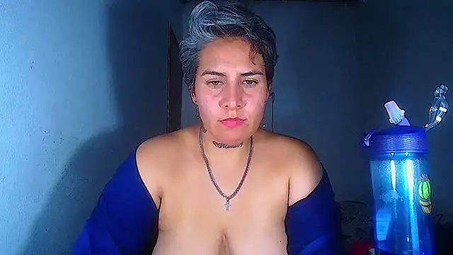 Yessi_rousse webcam