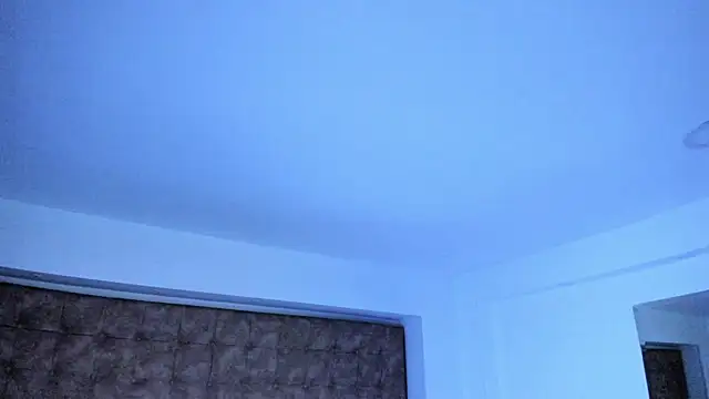 violet_giraldo webcam