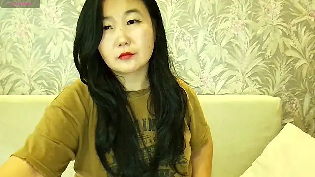 Bet_Lu live cam on StripChat