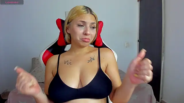 lana-rosse (F teen) - squirt