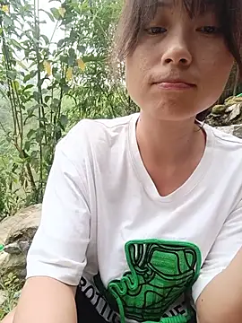 Linda-yiyi webcam