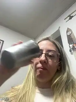 miss_hanna07 live cam on StripChat