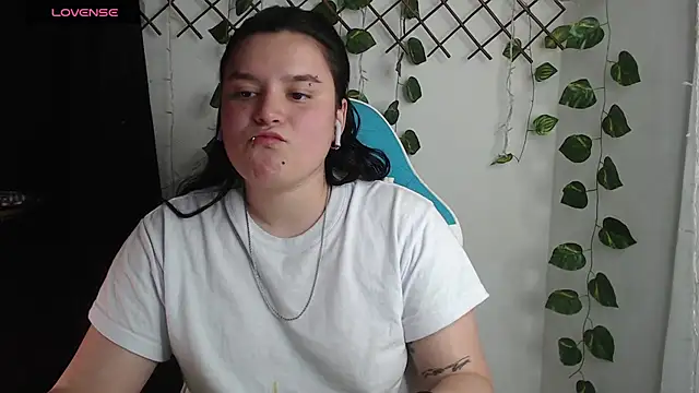 Nika_1_ webcam