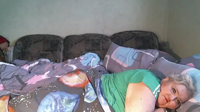 Lana555 live cam on StripChat