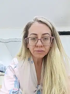 miss_hanna07 live cam on StripChat