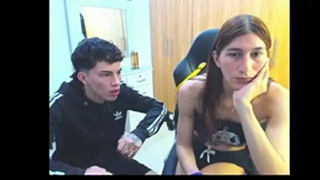 Pride_couple webcam