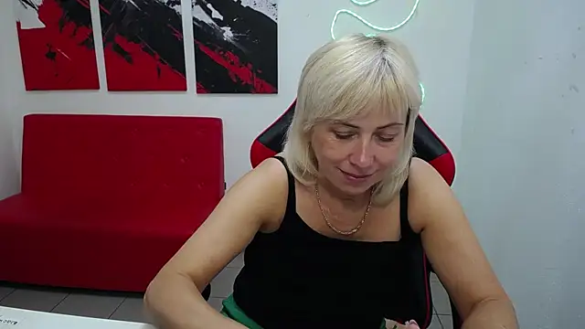 LaurenWishy webcam