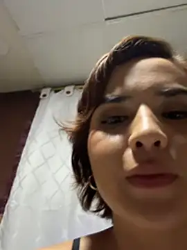 LadyScarlett_ webcam