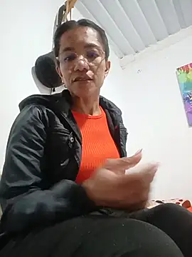 Bigassmommy_x webcam