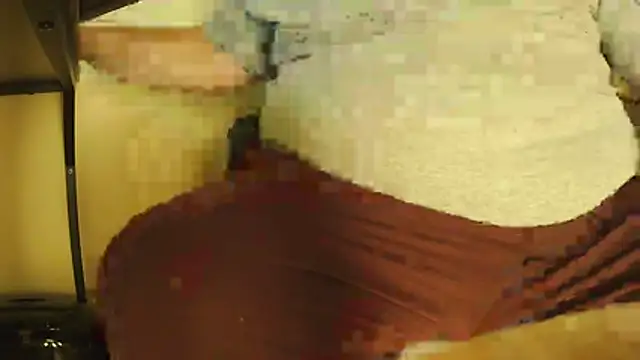 mnguy197269 live cam on StripChat