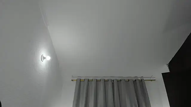 Debora_brown webcam