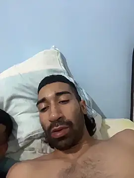 Osvaldosilva live cam on StripChat