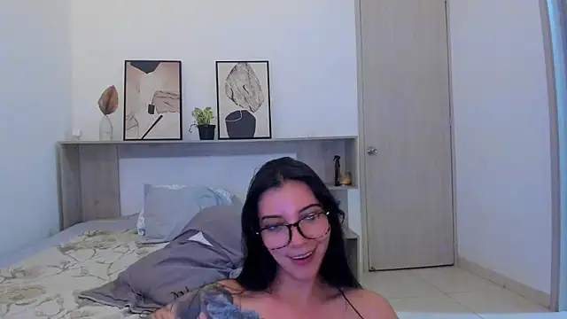 roxy_hell webcam