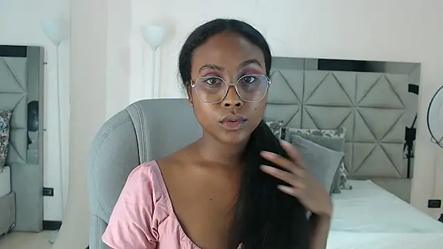 lily_mendoza webcam