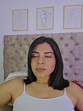 Bellahot-_ webcam
