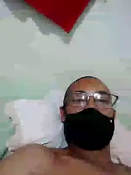 tyya2 live cam on StripChat