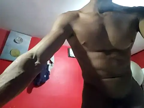 crazylatinguyy live cam on StripChat