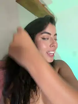 DakotaShelby live cam on StripChat