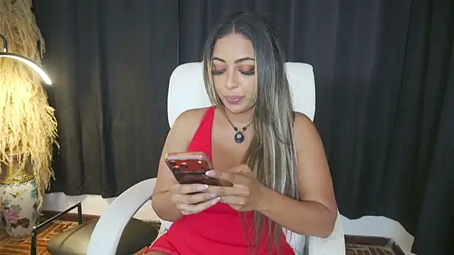 charlottelover21 webcam