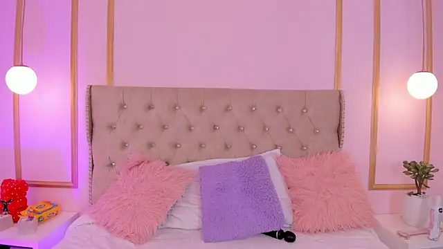 ivy__collins webcam