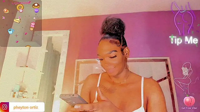 Sara_hot12112 webcam