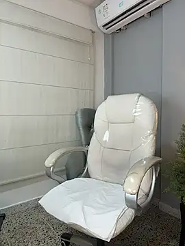 AnnaJaimes webcam