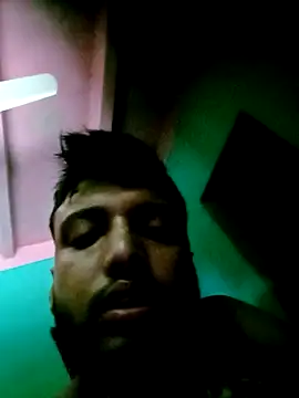 sexeyboy332 webcam