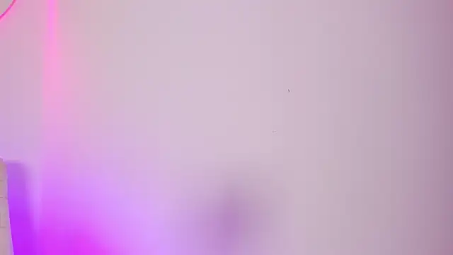 LiaCampbell_ webcam