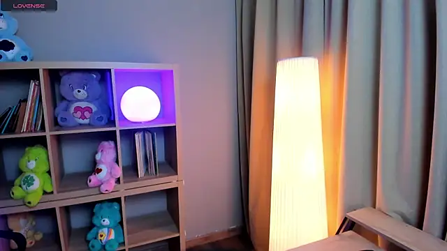 shiny_wolf webcam